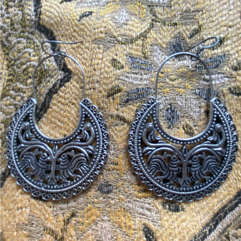 Silver Earrings - Picture 1 of 4